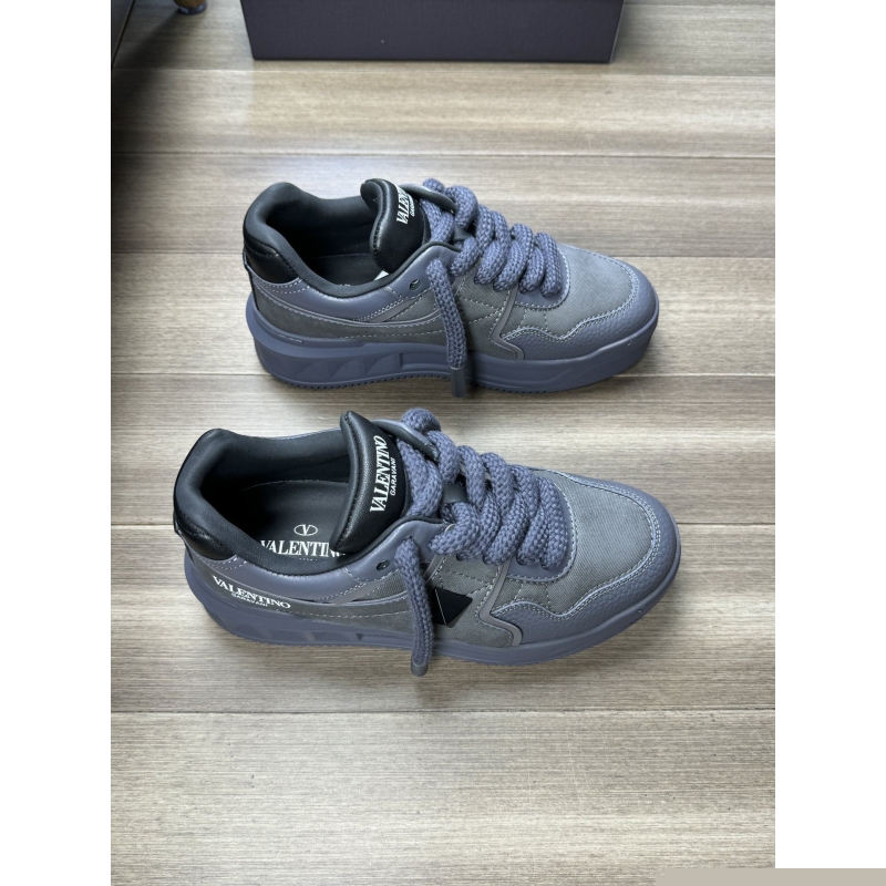 Valentino Sneakers